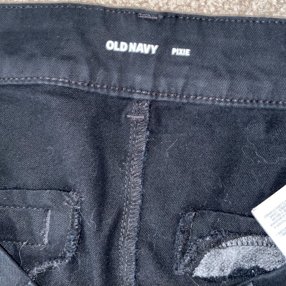 Old Navy Pixie Pants - Picture 3 of 4